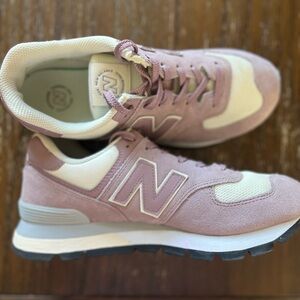 New Balance Women's Dusty Pink and Cream Suede Sneaker